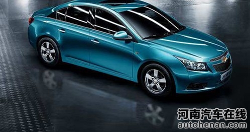 迪拜人均月收入_月收入6000买什么车
