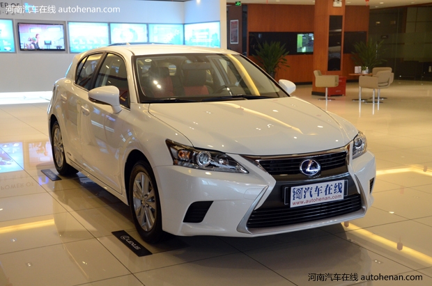 雷克萨斯CT200h