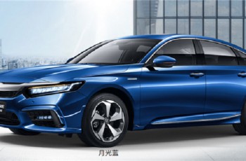 INSPIRE锐·混动对比凯美瑞双擎，谁是20万级混动B级车最优选？
