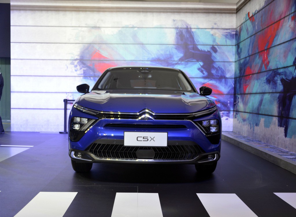 雪铁龙凡尔赛c5x预计8月预售9月初上市