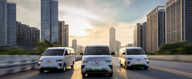 五菱扬光突破10万销量，重新定义新能源商用车“好车”标准