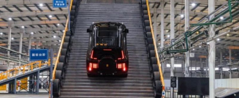 把“天门山”搬进厂房，仰望U8以极致练兵场打磨硬核实力