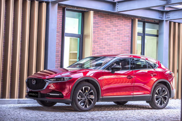 新款CX-4